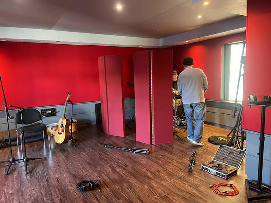 VRL Live Room